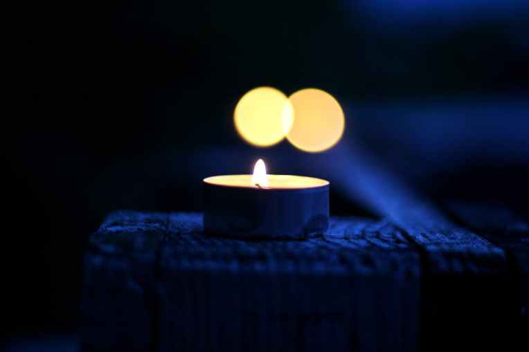 bokeh candle candlelight dark